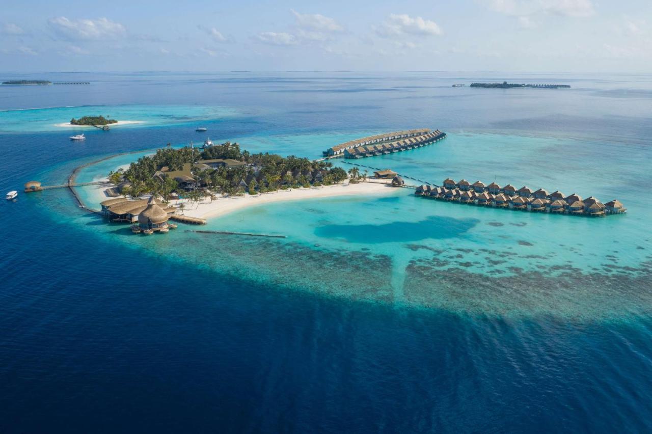 Outrigger Maldives Maafushivaru Dhangethi