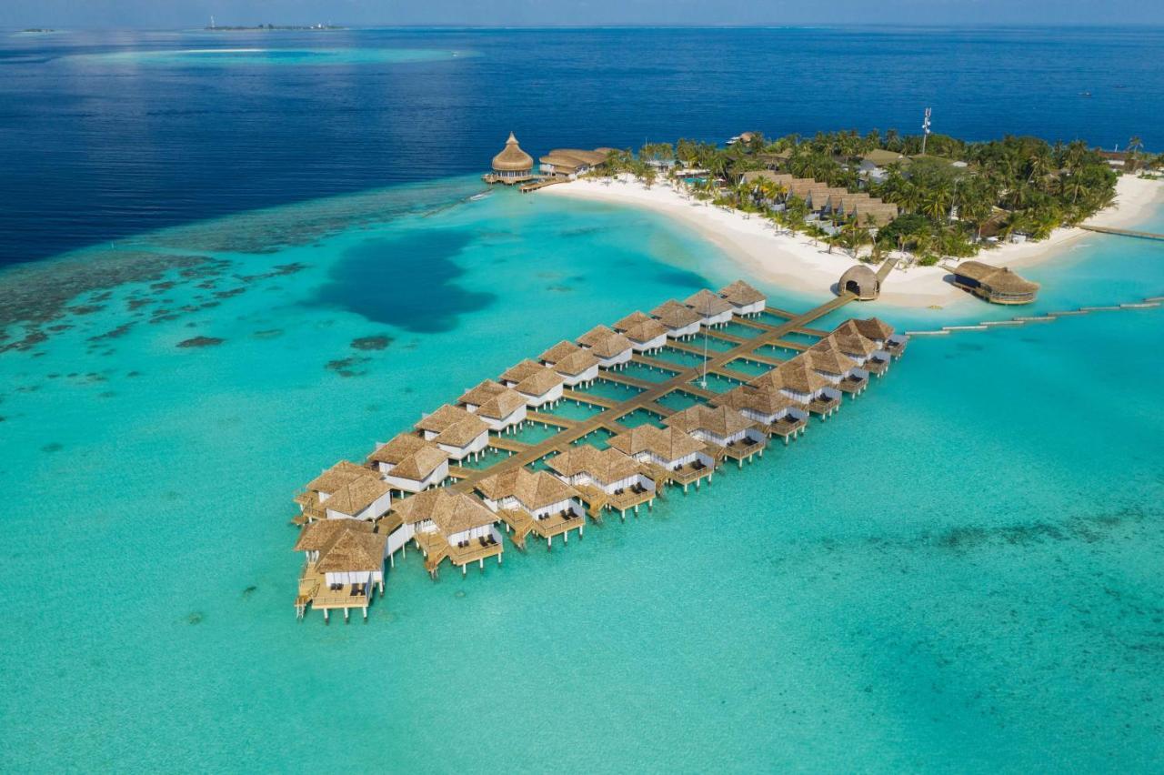 Outrigger Maldives Maafushivaru Resort 5*